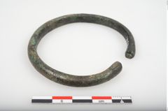 Foto von Bronzearmreif (NHMW-PRAE-025878)